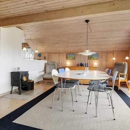 Med Sauna Og I Vrist Sj448 Harboør